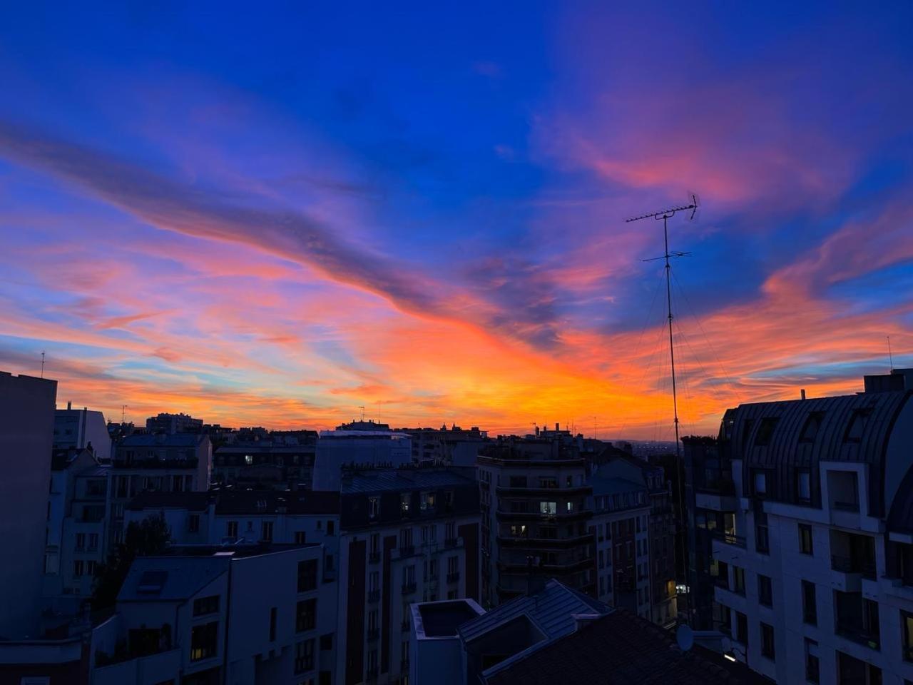 Paris Buttes Chaumont - Free Parking Apartment Exterior photo